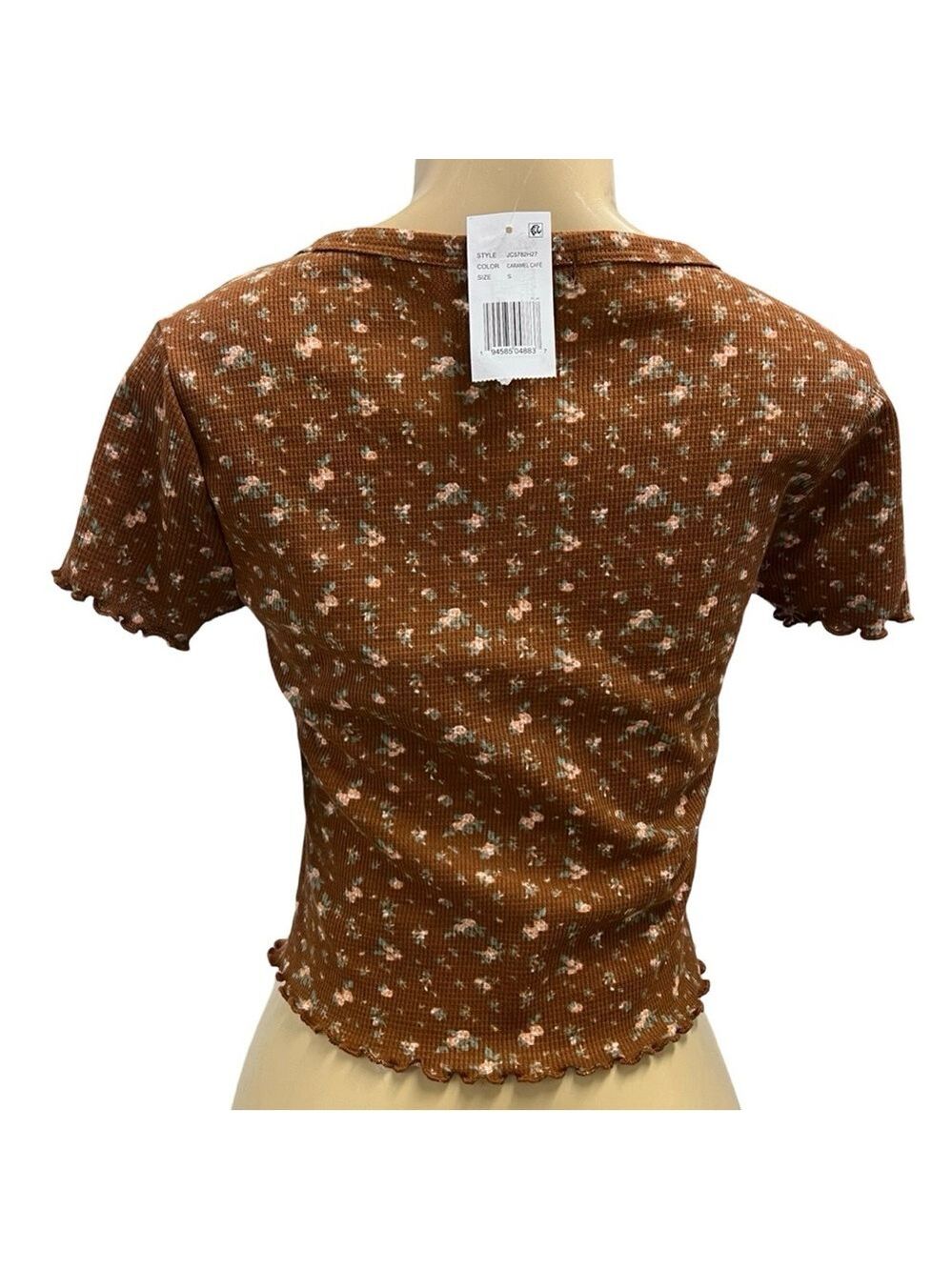NWT Miss Chevious Floral Top - Picture 2 of 5